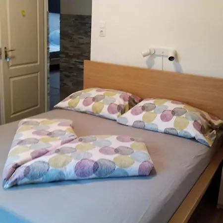 Bed & Breakfast Adele *