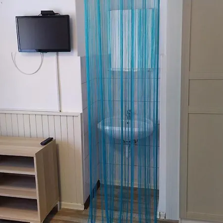 Adele Bed & Breakfast