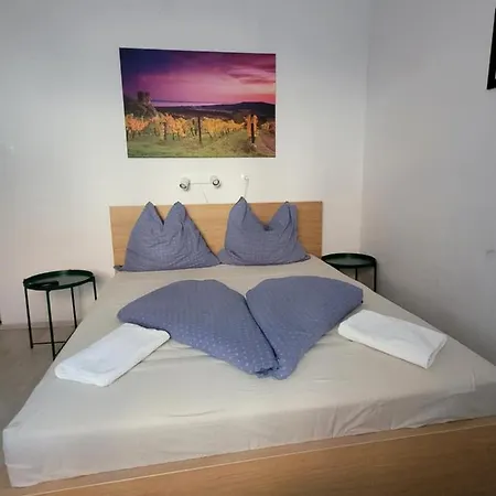 Bed & Breakfast Adele Siófok