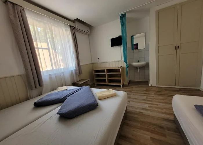 Bed & Breakfast Adele Siófok